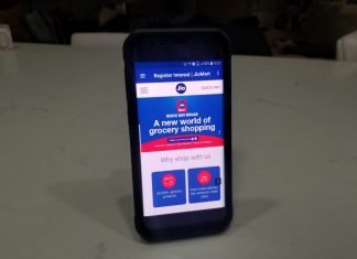India’s richest man targets Amazon & Walmart with the launch of JioMart jio app