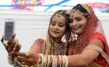 India beats the United States with 158M mobile phones to become 2nd largest smartphone market